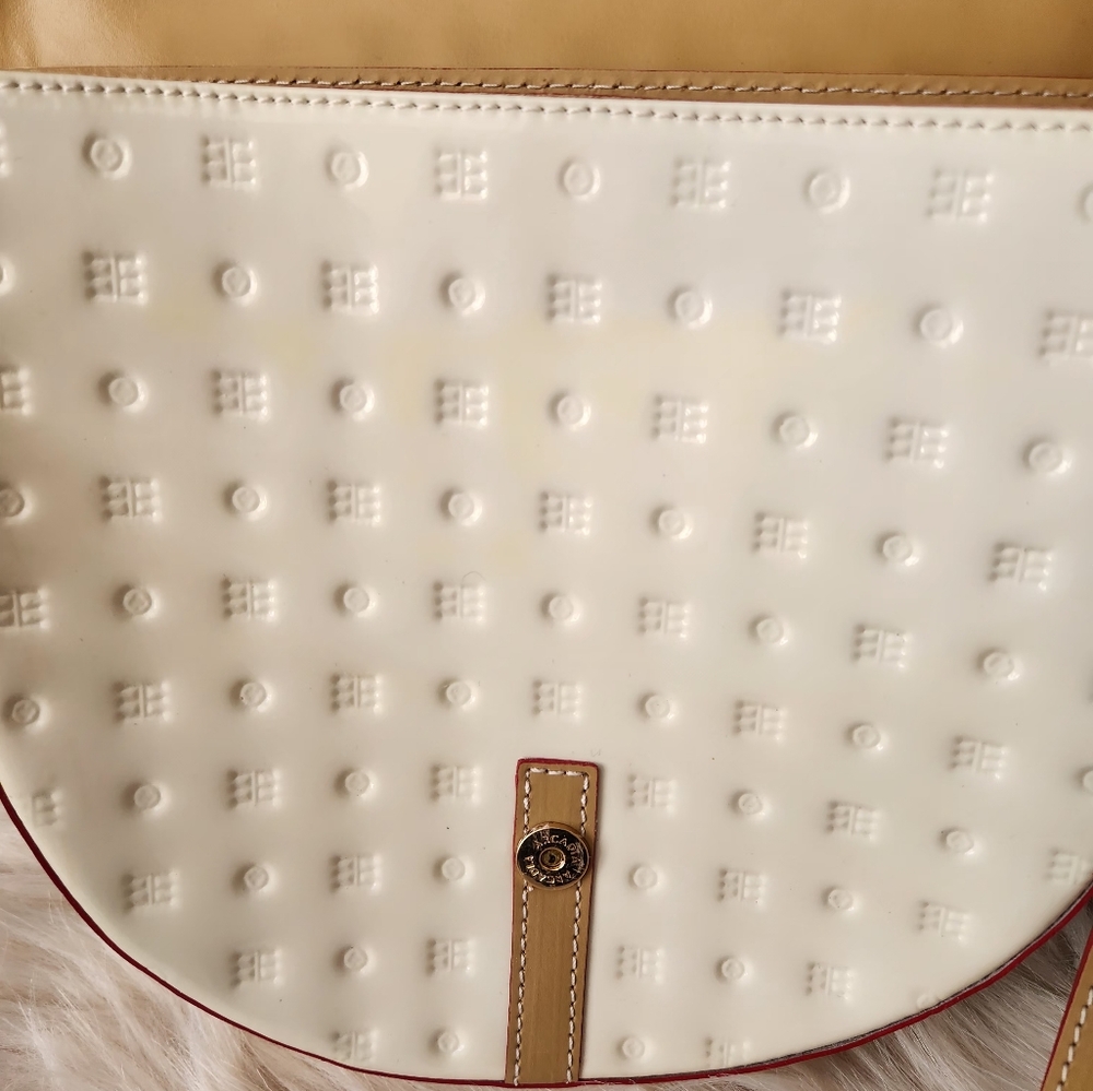 Arcadia Cream and Tan Crossbody Purse **Please Read Description** - Picture 3 of 14